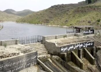 خوست کې خلکو په شخصي لګښت یو کرنیز بند جوړ کړی