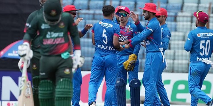 له بنګلهدیش سره یو ورځنۍ کرکټ سیالۍ؛ د لوبغاړو نوملړ اعلان شو