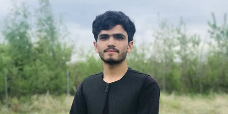 هغه ۳۵ ارزښتناکې جملې چې له بېلابېلو کتابونو مې زده کړې