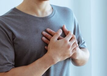 د سینې درد (Chest Pain) – ډاکتر احسان الله درمل