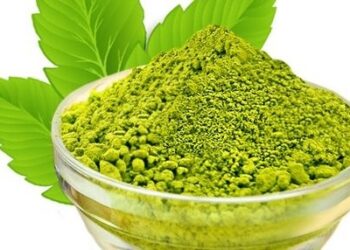 د نکریزو ونه او د پاڼو ځانګړنې یې