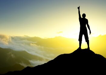 ځواني؛ د خوبونو نړۍ که د واقعیتونو میدان!؟