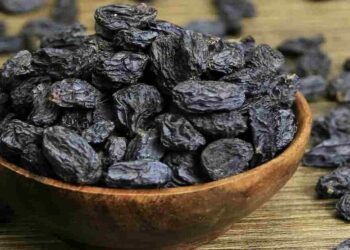 د روغتيا لپاره د تورو مميزو حيرانوونکې گټې