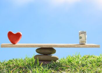 د انسان حیرانونکې کړنې