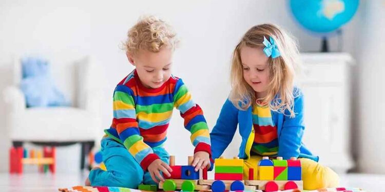 د ماشوم پالنه تر ډېرو سخت او ستر کار دی