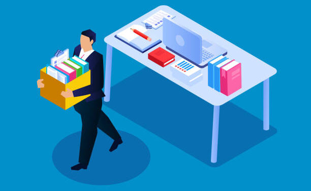 څه ډول مخکې له مخکې پوه شو چې له دندې ایستل کېږو؟