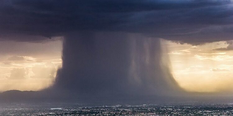 «د باراني ورېځو د سترې کتلې ناڅاپي چاودنه»