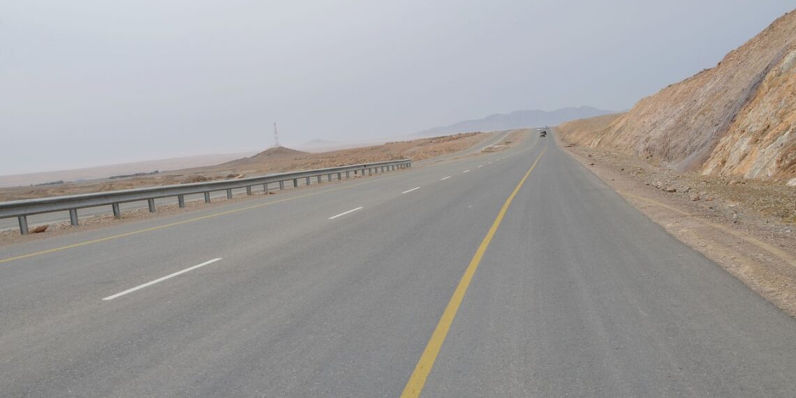 د کندهار «سپین‌بولدک» ته غځېدلی دویم لین سړک جوړ شو | پوهاوی‌نیوز