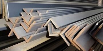 ابو نصر فراهي بندر کې د ۲۶ ټن بې‌کیفیته ګاډرو د واردېدو مخه نیول شوې | پوهاوی‌نیوز 