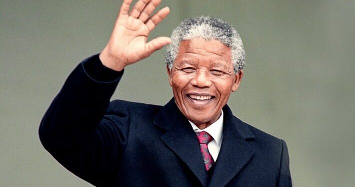 د پخلاینې او سولې رهبر؛ «نلسون ماندلا» څه وایي؟