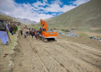 د پنجشېر – تخار سړک رغنیز کارونه شروع شول | پوهاوی‌نیوز 